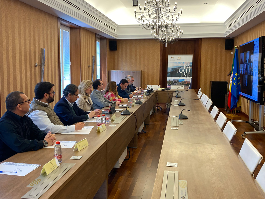 Relevo en la dirección del Puerto de Motril